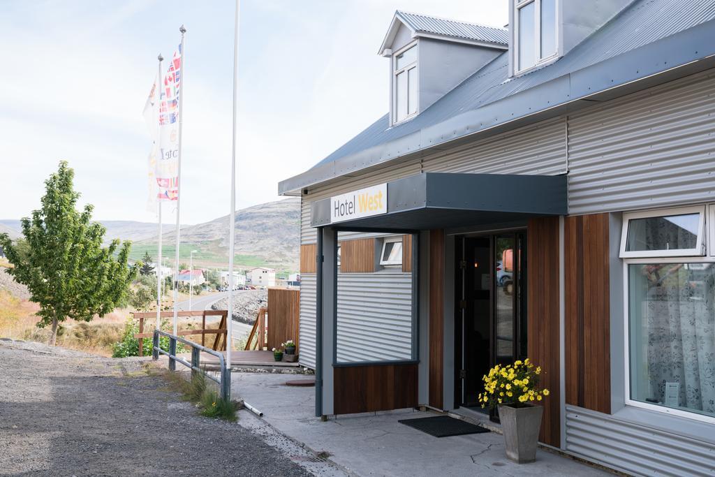 Hotel West Patreksfjordur Eksteriør billede