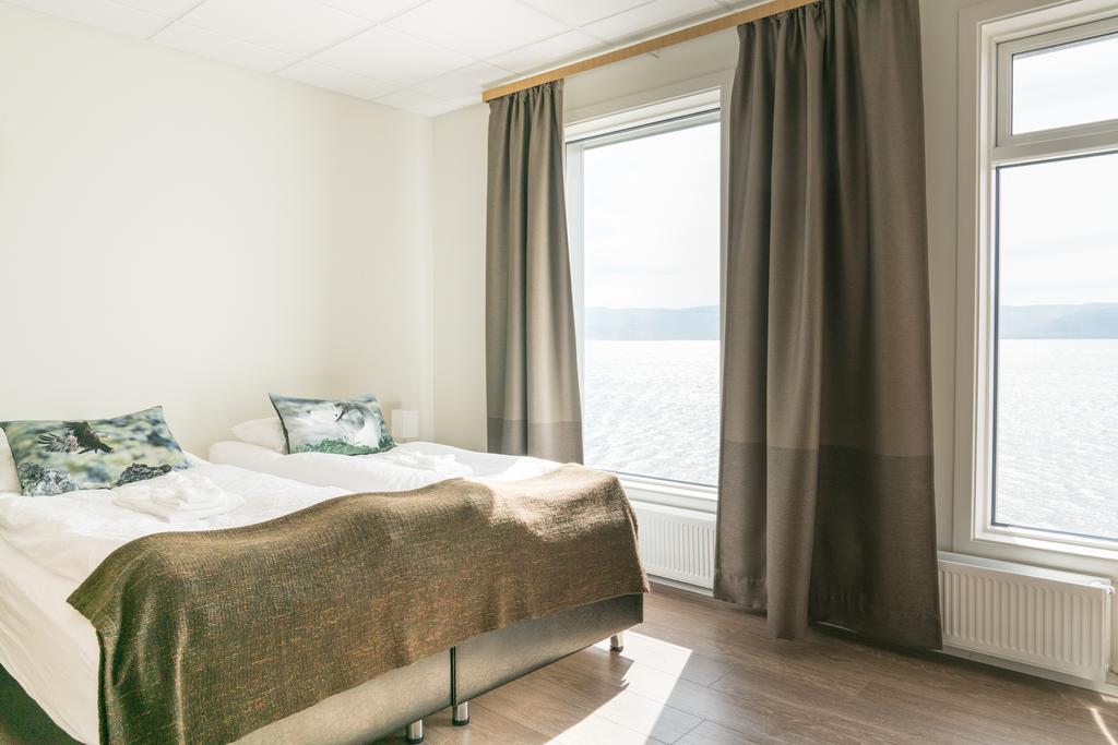 Hotel West Patreksfjordur Eksteriør billede